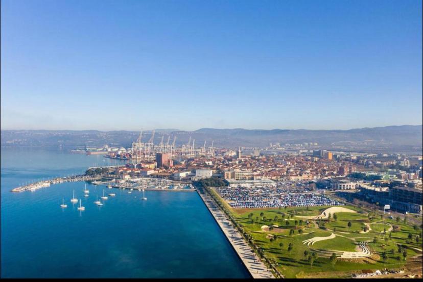 Lovely Apartment With Fabulous View Koper Dış mekan fotoğraf